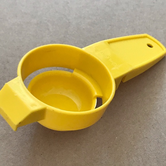 Tupperware Egg Separator - Picture 2 of 3